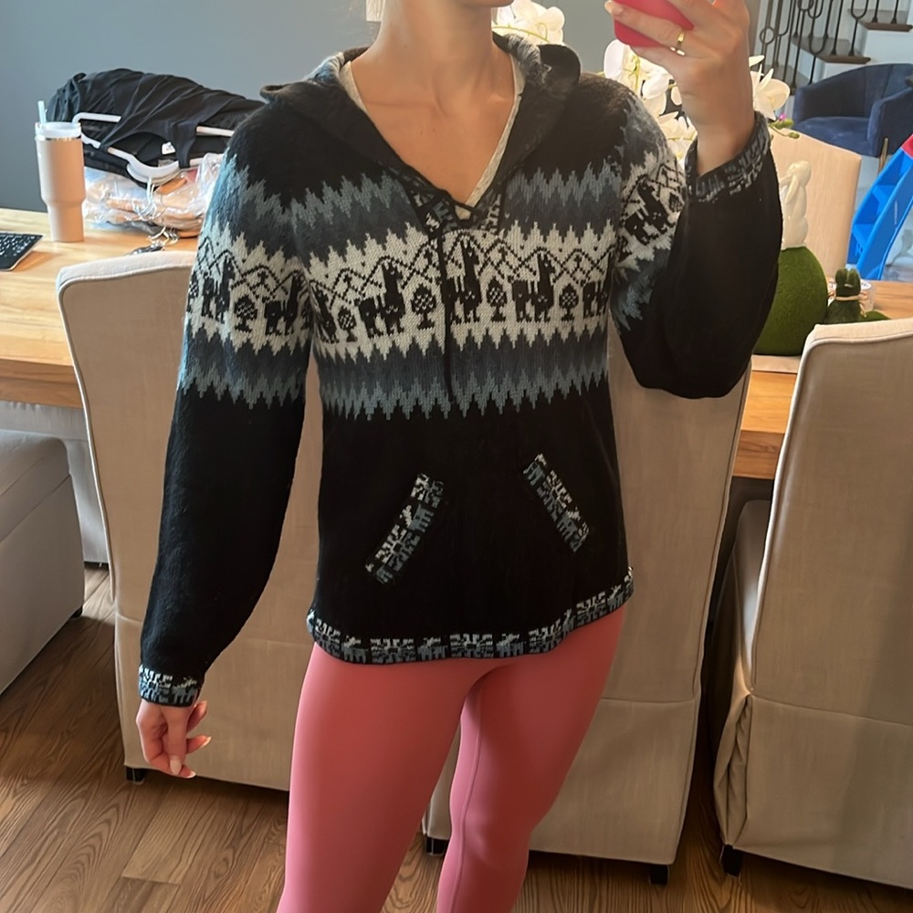 Black and Blue Crew Neck Sweater with Nordic Patterns